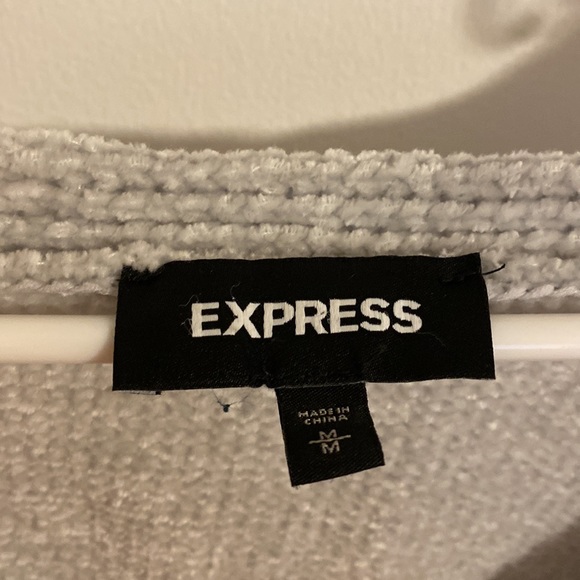 Express Women’s Sweater Size Medium - Picture 2 of 7